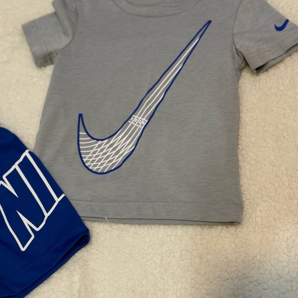 Nike Gray and Blue Toddler Set - Picture 4 of 7